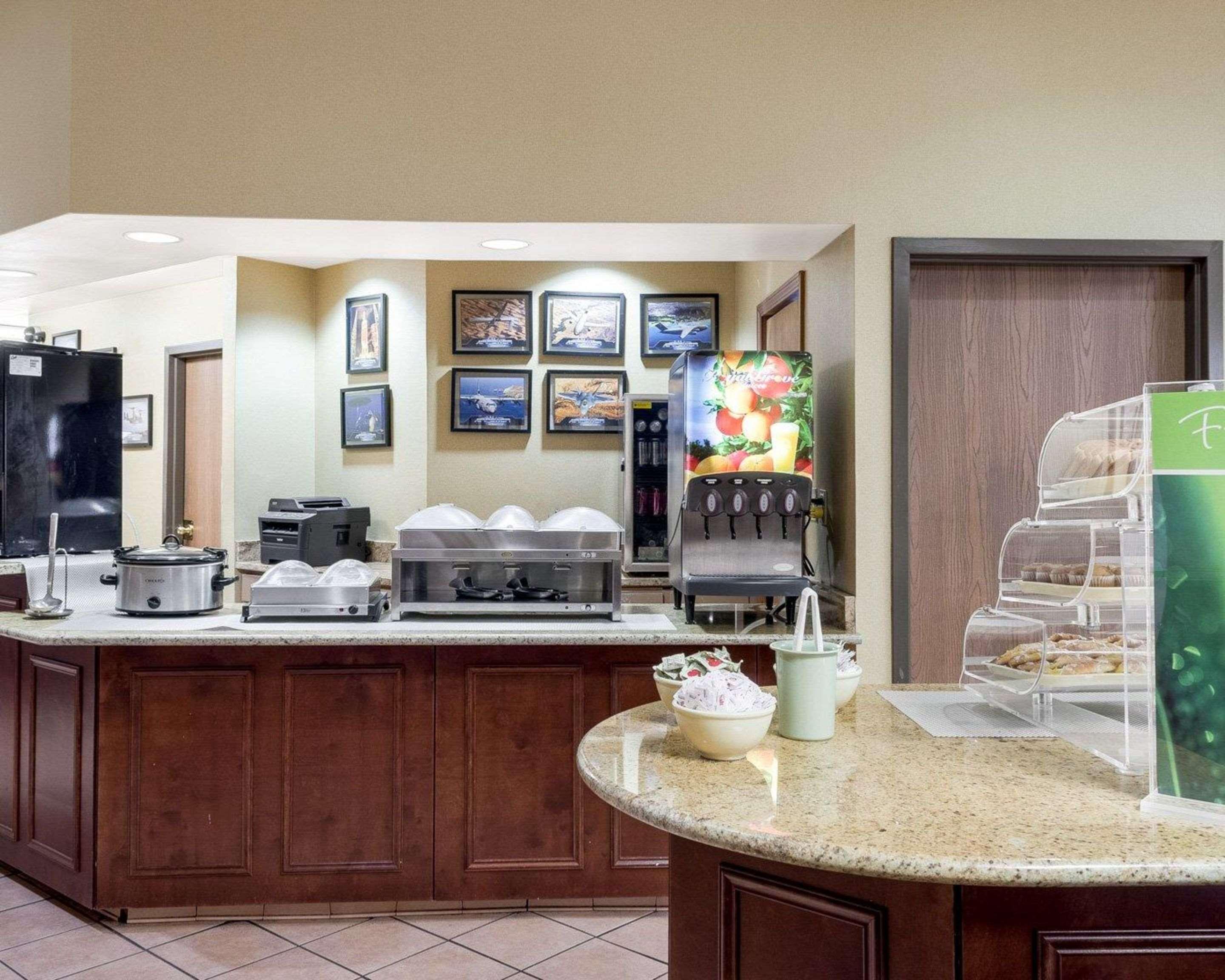 Quality Inn Columbus, Ms Екстер'єр фото