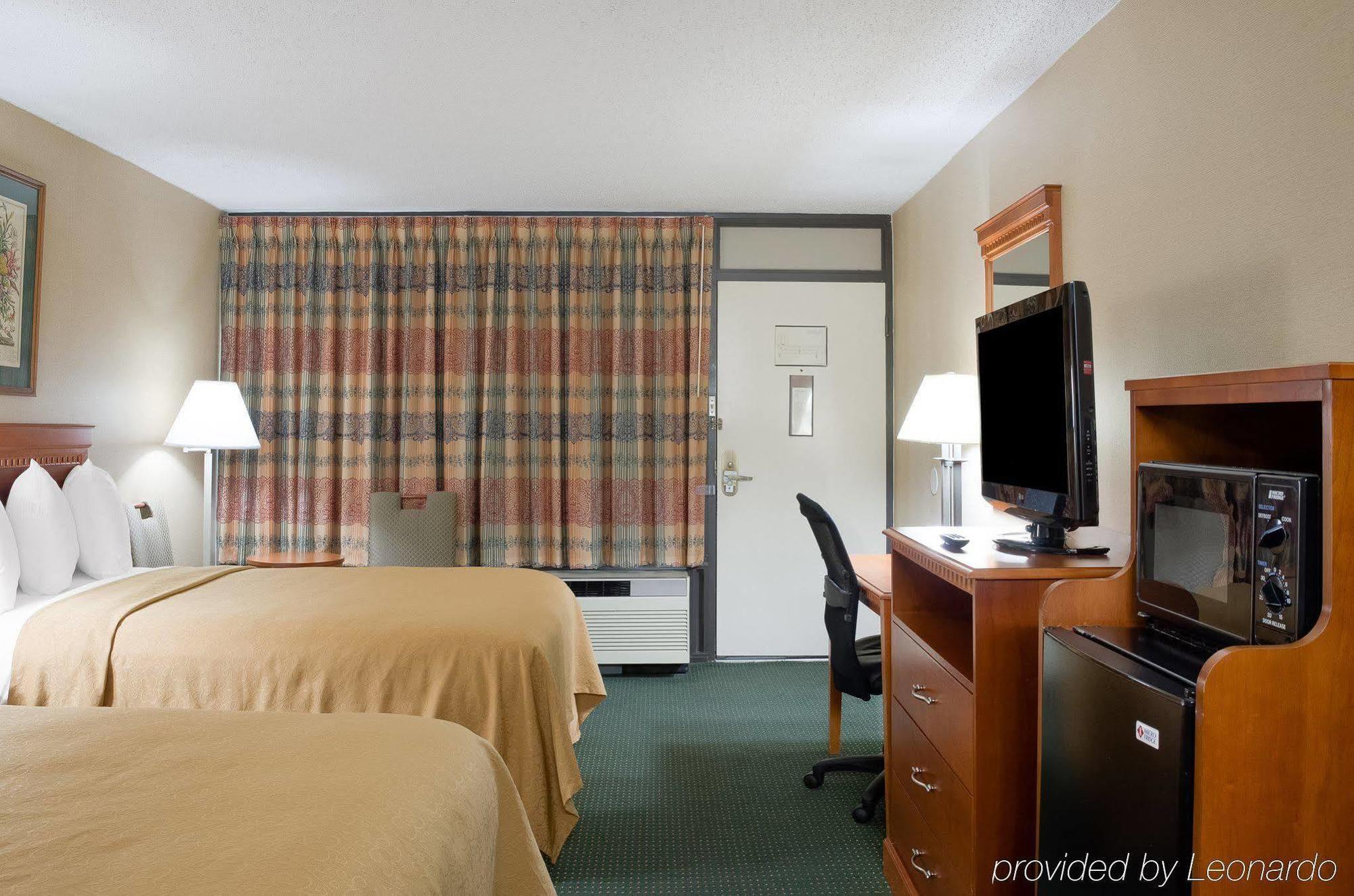 Quality Inn Columbus, Ms Екстер'єр фото