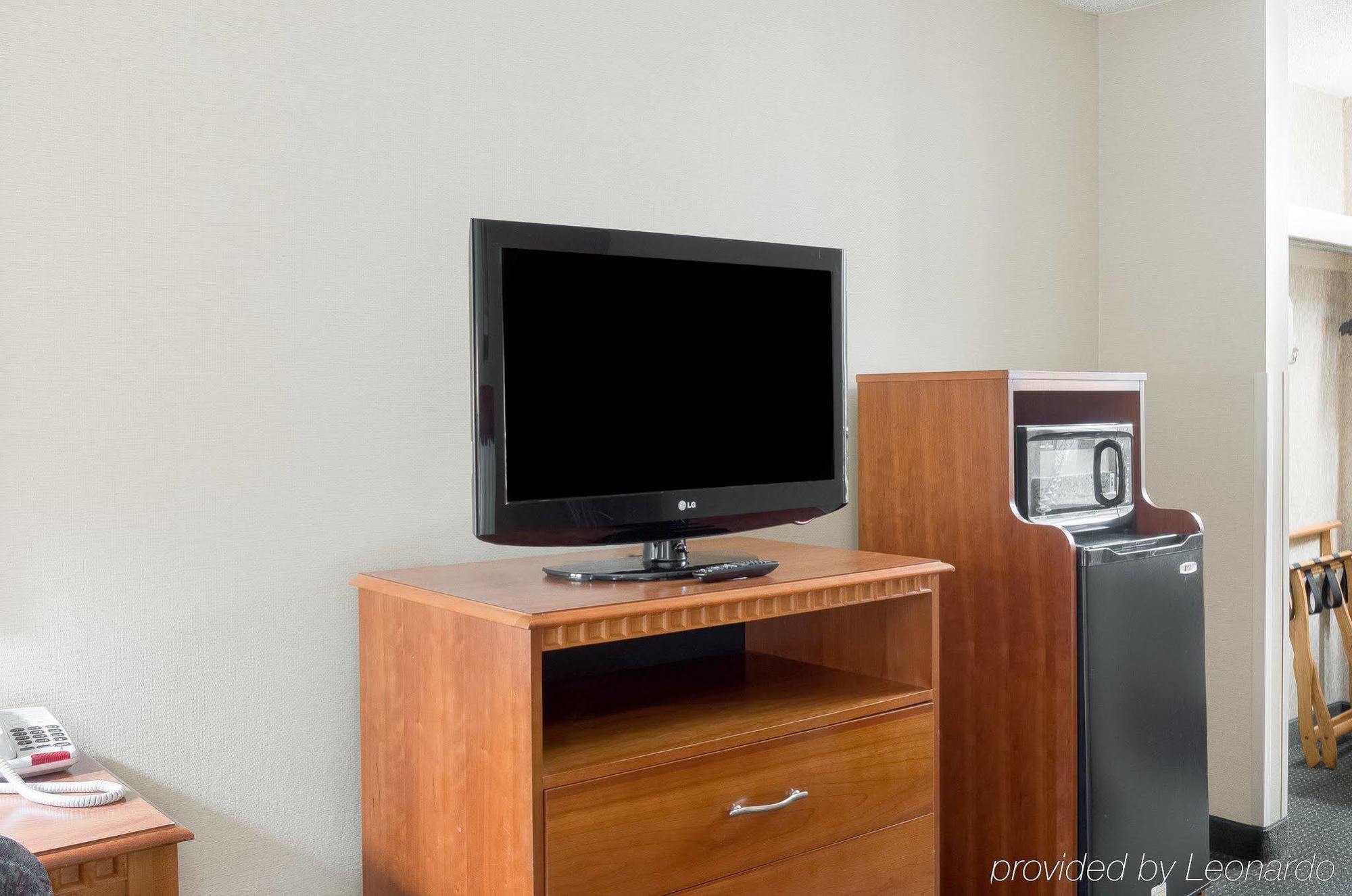 Quality Inn Columbus, Ms Екстер'єр фото